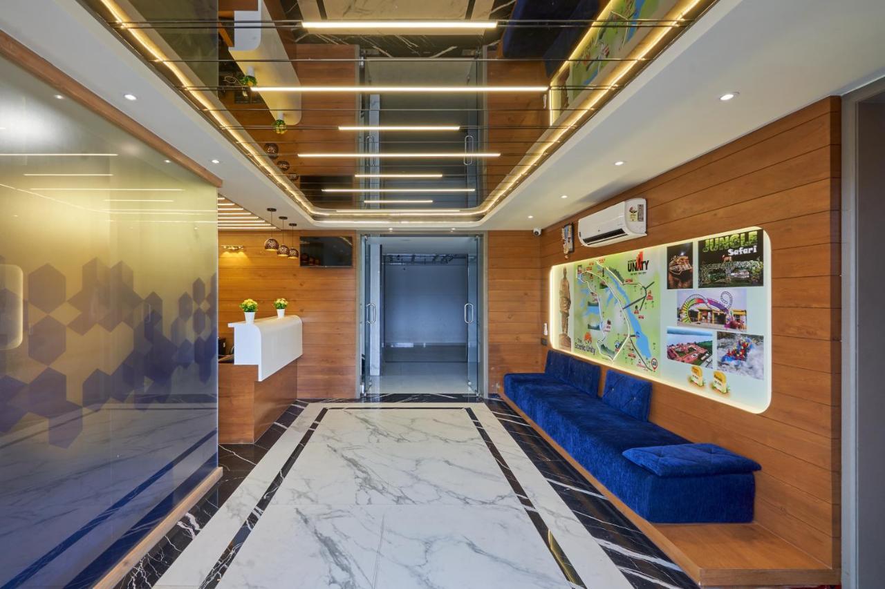 The Scenic Unity Hotell Garudeshwar Exteriör bild