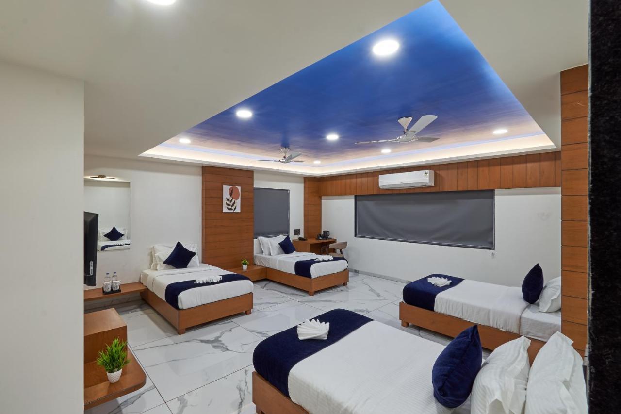 The Scenic Unity Hotell Garudeshwar Exteriör bild
