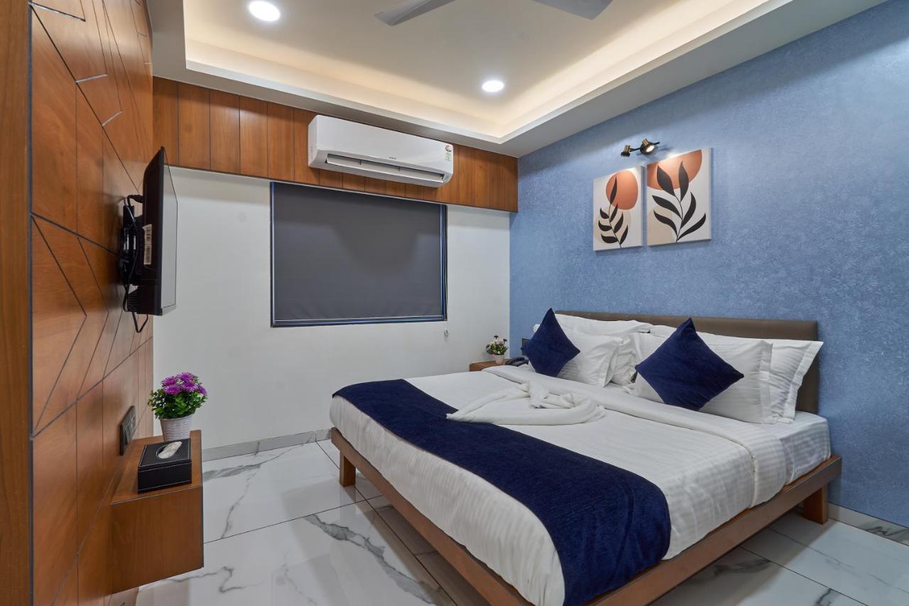 The Scenic Unity Hotell Garudeshwar Exteriör bild