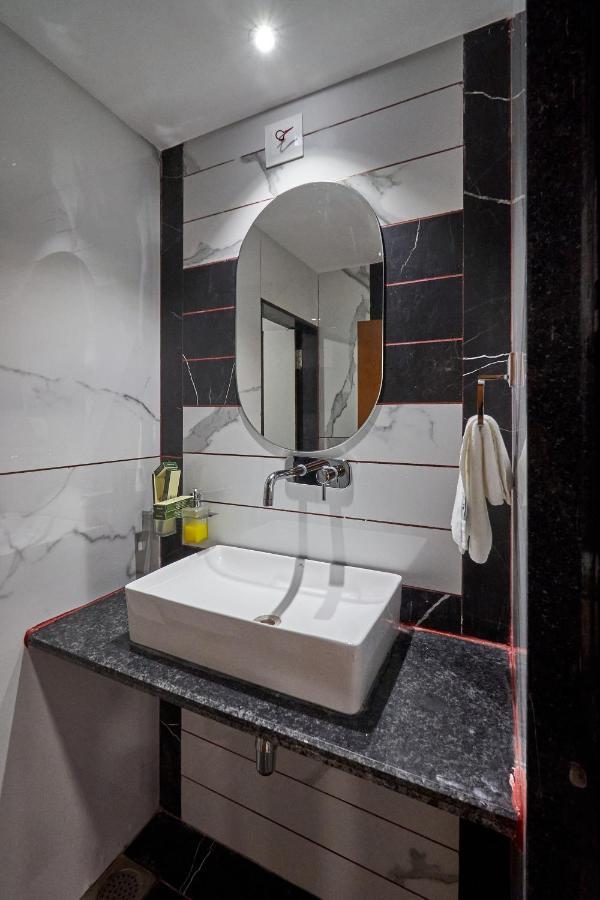 The Scenic Unity Hotell Garudeshwar Exteriör bild