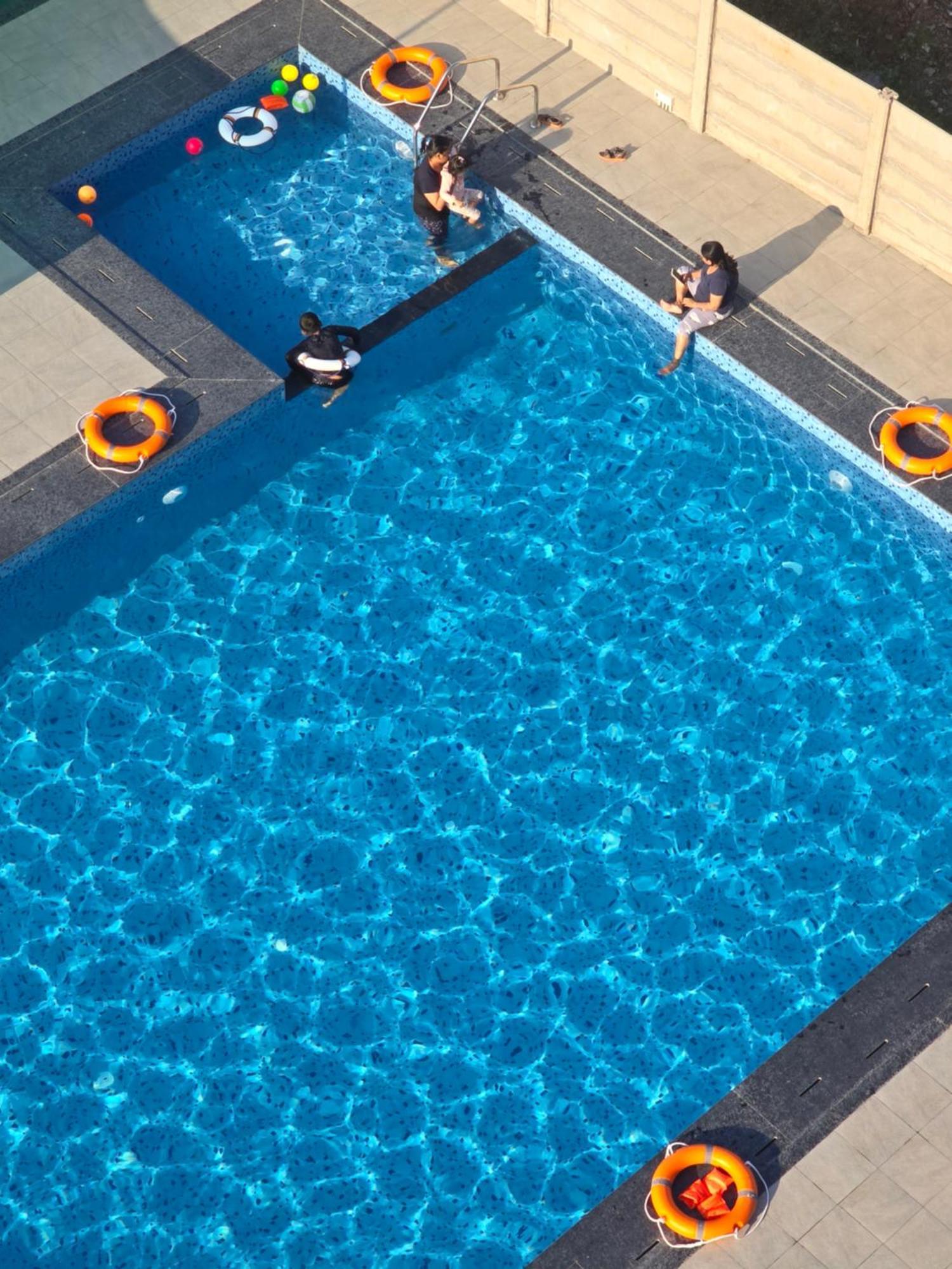 The Scenic Unity Hotell Garudeshwar Exteriör bild